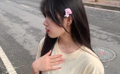 女学霸哭求院长别删她微信